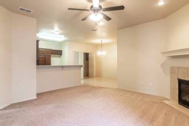 Main picture of 3112 112th St