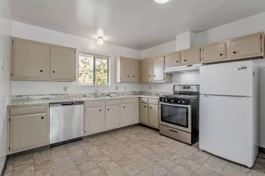 Main picture of 2695 Mar Vista Dr