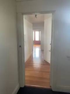 Main picture of 660 16th Ave