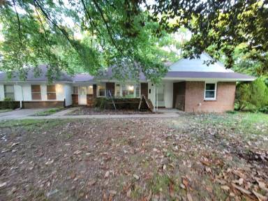 Main picture of 7750 Mahoney Rd