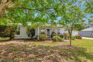 Main picture of 3613 Burton Cir