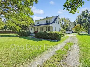 Main picture of 1429 Penniman Rd