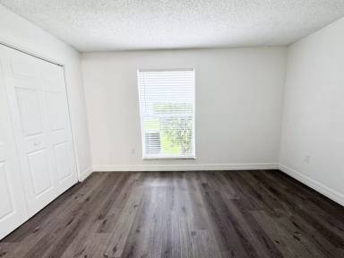 Main picture of 1905 Caralee Blvd