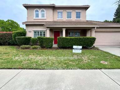Main picture of 523 Cascade Dr