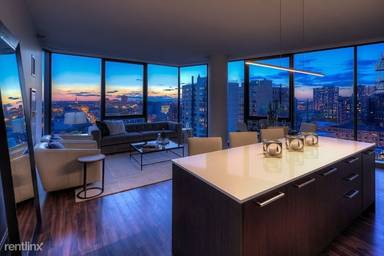 Main picture of 2950 N Sheridan Rd