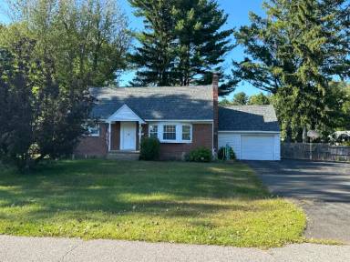 Main picture of 20 Pine Knob Dr