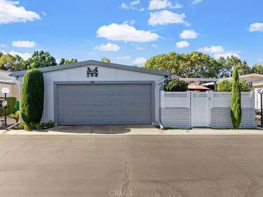 Main picture of The Groves Mobile Home Park