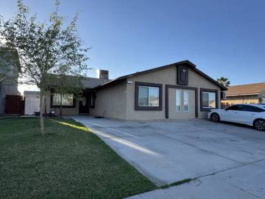 Main picture of 1998 S 2nd St