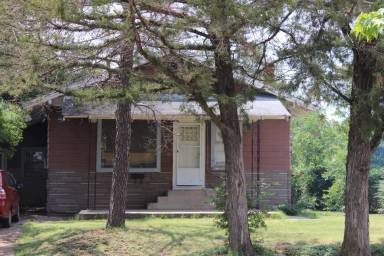 Main picture of 2913 9th St