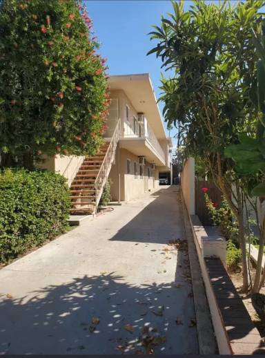 Main picture of 1128 Raymond Ave