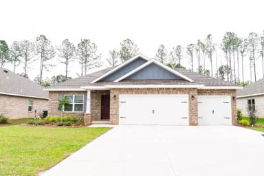 Main picture of 326 Polaris Pl