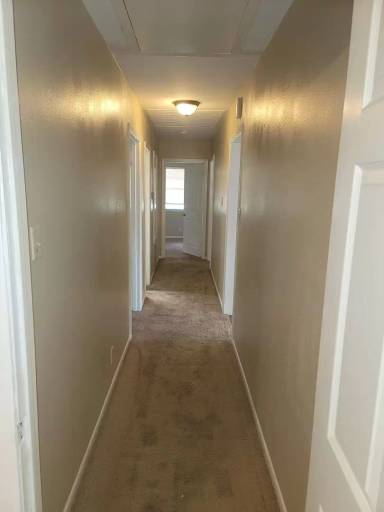 Main picture of 1821 Avenue Q