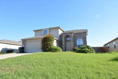 Main picture of 208 Nairm Ln