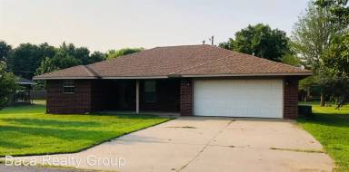 Main picture of 513 E Stewart St