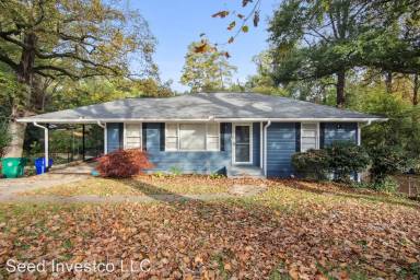 Main picture of 2990 Alston Dr