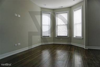 Main picture of 2152 W Fletcher St