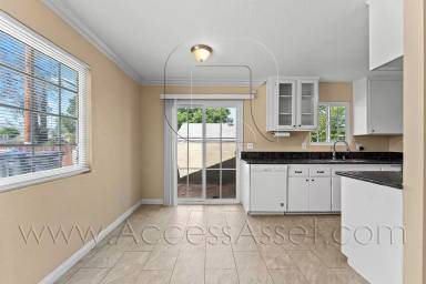 Main picture of 1309 W Pottery St