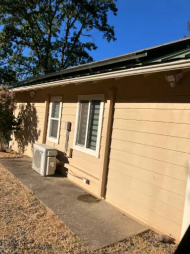 Main picture of 318 Crestview Dr