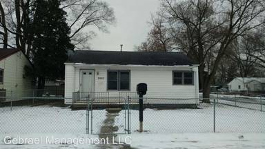 Main picture of 3250 Montana Ave
