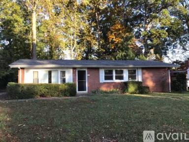 Main picture of 2904 Orange St