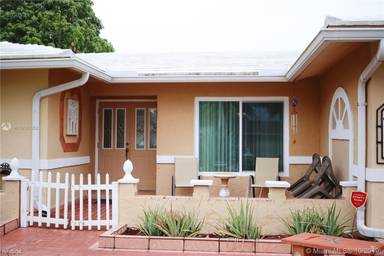 Main picture of 3169 NW 65th Dr