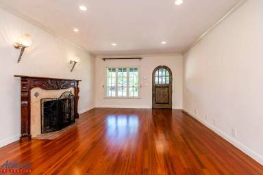 Main picture of 14800 Berry Way
