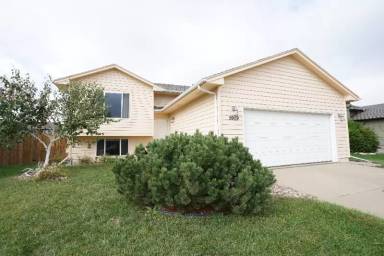 Main picture of 5909 S Hallow Ave