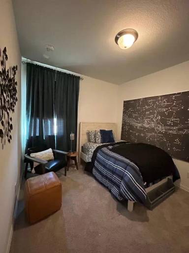 Main picture of 2605 Lovegrass Ln