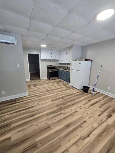 Main picture of 773 Long Point Rd