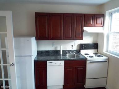 Main picture of 14 Putnam Ave