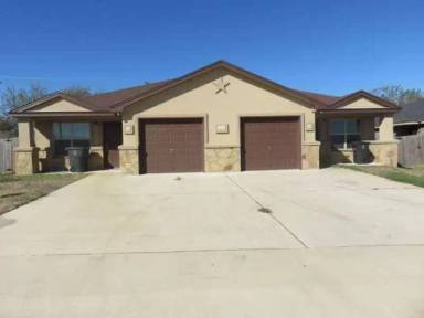 Main picture of 4409A Cambridge Dr