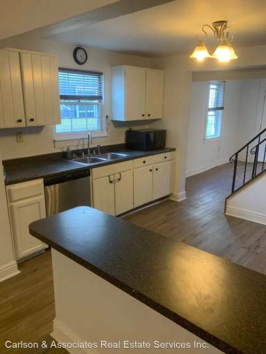 Main picture of 2618 Larkins Way