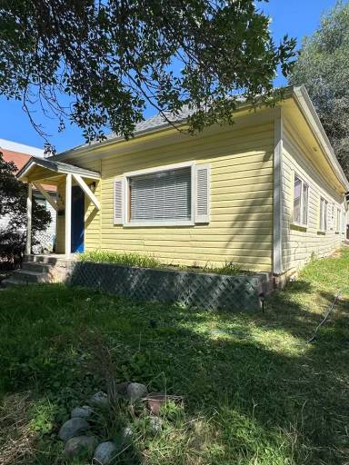 Main picture of 824 Palmer Ave