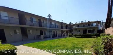 Main picture of 409 N Los Robles Ave