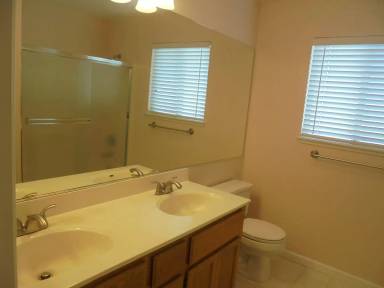 Main picture of 122 Brogan Ct