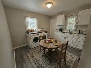 Main picture of 1408 Carter St