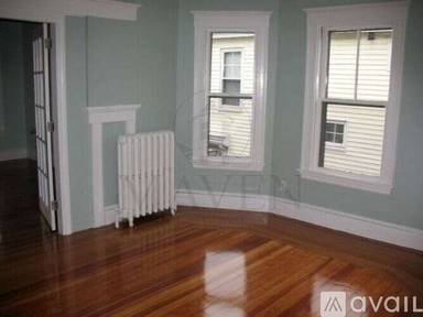 Main picture of 34 Leonard St