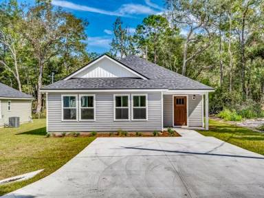 Main picture of 45 Franklin Dr