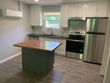 Main picture of 811 E Red Bud Rd