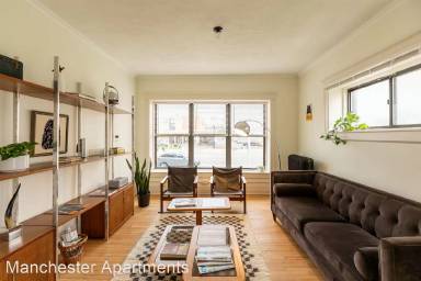 Main picture of 2016 E Jefferson Ave