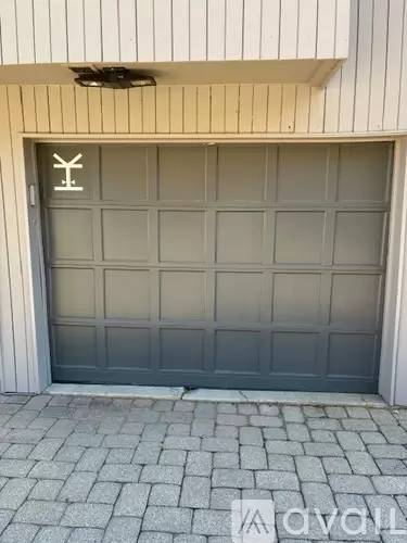 Main picture of 1040 Hatch St