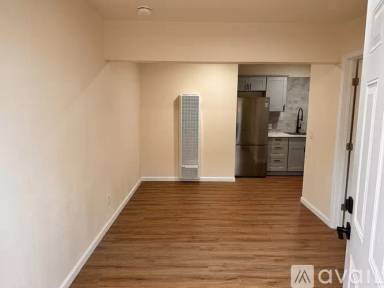 Main picture of 3196 Crescent Ave