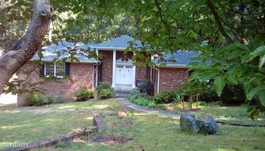 Main picture of 2112 Sondra Ct