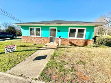 Main picture of 306 Allen St