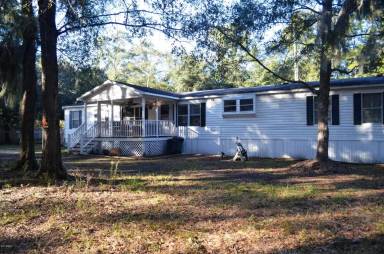 Main picture of 17 Club Bridge Rd