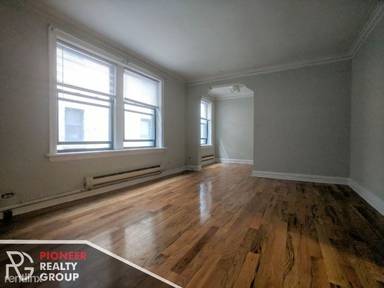 Main picture of Roscoe Apartments