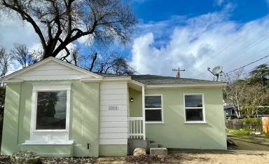 Main picture of 1221 Olive St