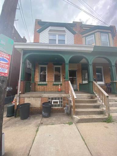 Main picture of 3203 Joe Hammer Sq