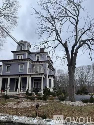Main picture of 67 Prospect Ave