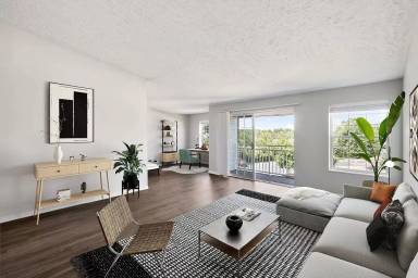 Main picture of 9250 Cherry Tree Dr